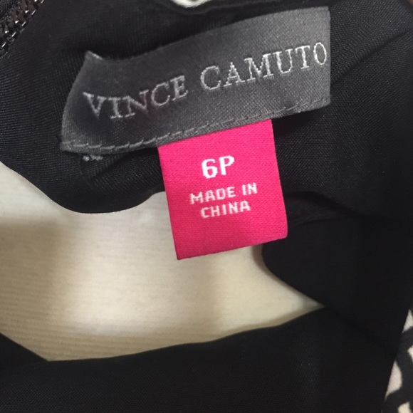 Vince Camuto Stripe Print Shift Dress - Picture 4 of 7